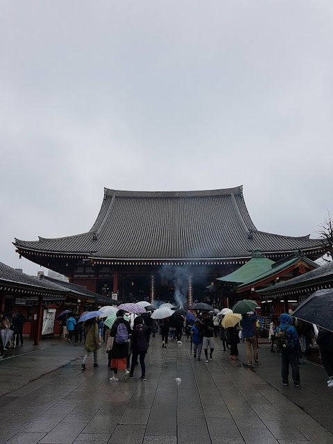 senso-ji temple main hall