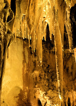 grottes de moeda