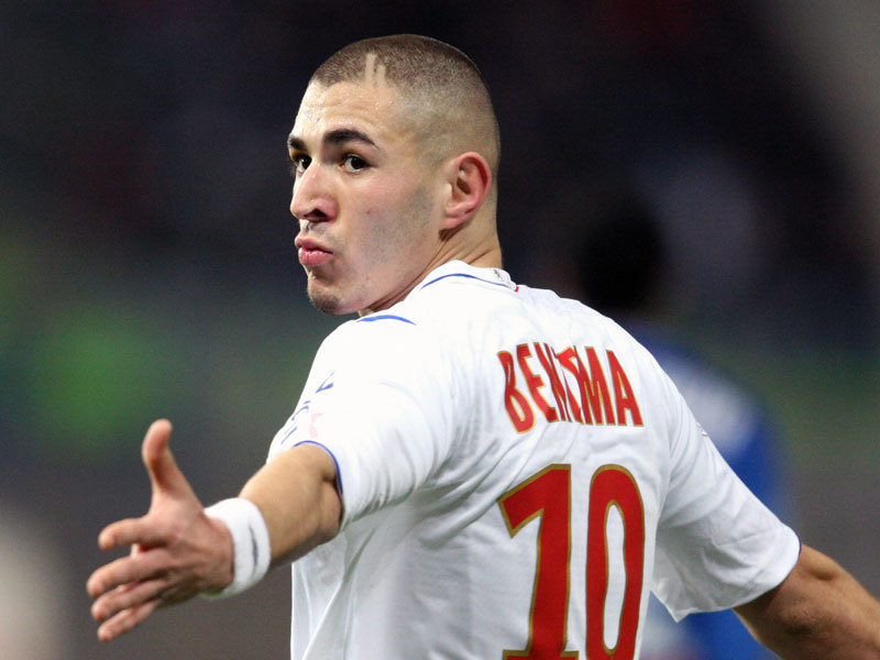 Soccer - Football Scores: Karim BENZEMA Football Galery