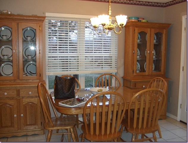 Dec20090072