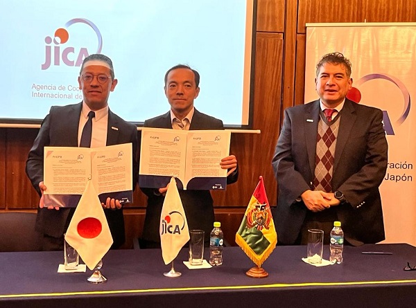 UPB firma acuerdo de cooperación con la JICA