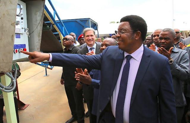 Prime Minister launches cassava processing plant