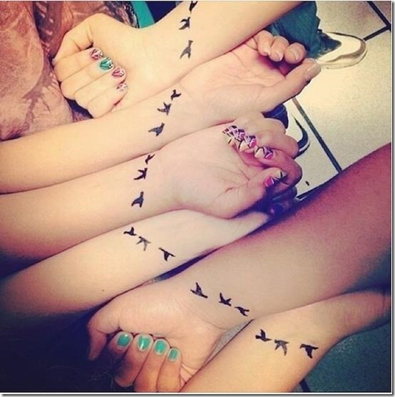 incroyable_vol_doiseau_troupeau_bff_lien_de_tatouage