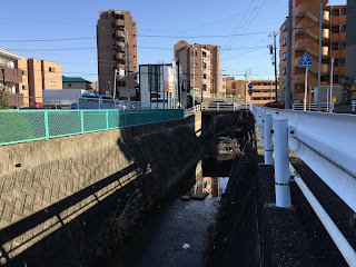 寺山橋から上流を望む