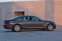 BMW 750Li (2013) Rear Side