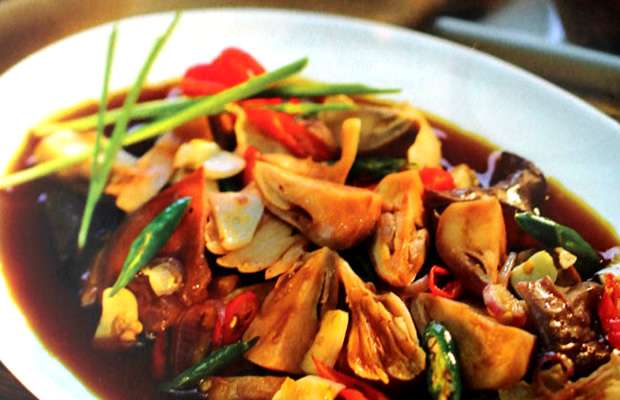 Resep Masakan Jamur Pedas - Kali ini dibagikan hari ini resep jamur pedas dan enak selagi hangat