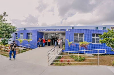 Cícero Lucena e Leo Bezerra entregam obras de reestruturação de USF no Alto do Mateus