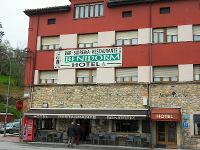 Hotel y Restaurante Benidorm, Villamayor, Piloña. Grupo Ultramar Acuarelistas