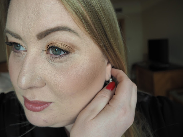 The review: Gucci Golden Glow Bronzer in 020 Oriental Sienna 