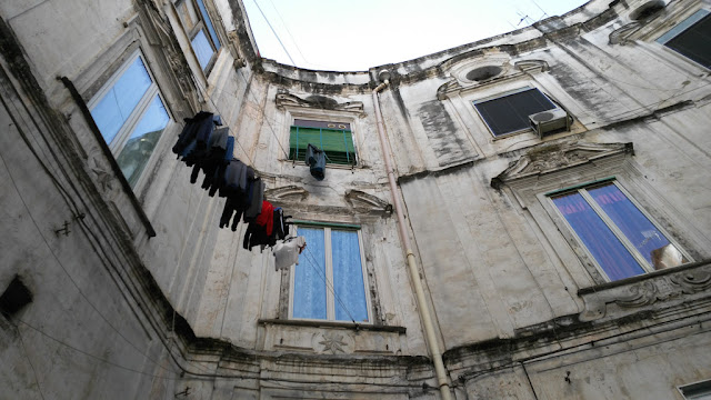 Palazzo ottogonale-Rione Sanità-Napoli