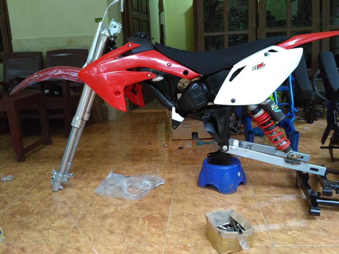 Jual Rangka GTX Bebek Modif Dan Bebek Standar Jupiter Z Grasstrack