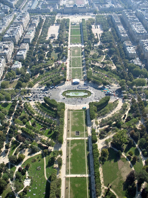 aerial view of Trocadéro gardens