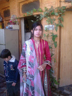 Nadia Arain Desi Pakistani Deting Girls Mobile Number Mail ID cute beautiful Babes Woman Photos 2013-14 Boys Friendship Pictures sms Chat Facebook  Covers & Profiles 1080p & 720p High Destination Beautifull World.