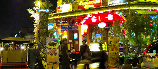 Sisowath Quay at Night