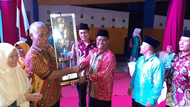 MTQ Padang Utara Ditutup Kabag Kesra, Ulak Karang Utara Juara.