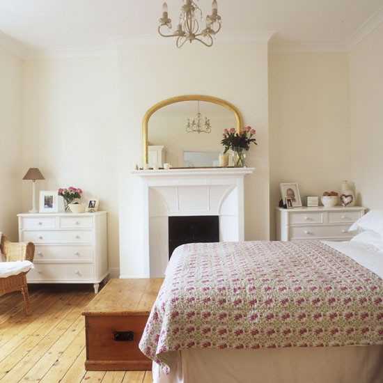 Country Bedroom Decorating