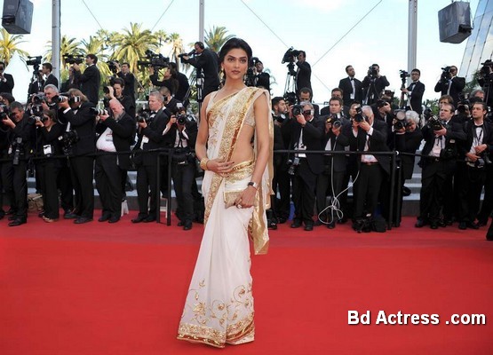 Bollywood Actress Deepika Padukone Photo-02