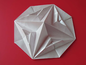 Origami Stella in ottagono 2, variante - Octagonal Star, variant a, by Francesco Guarnieri