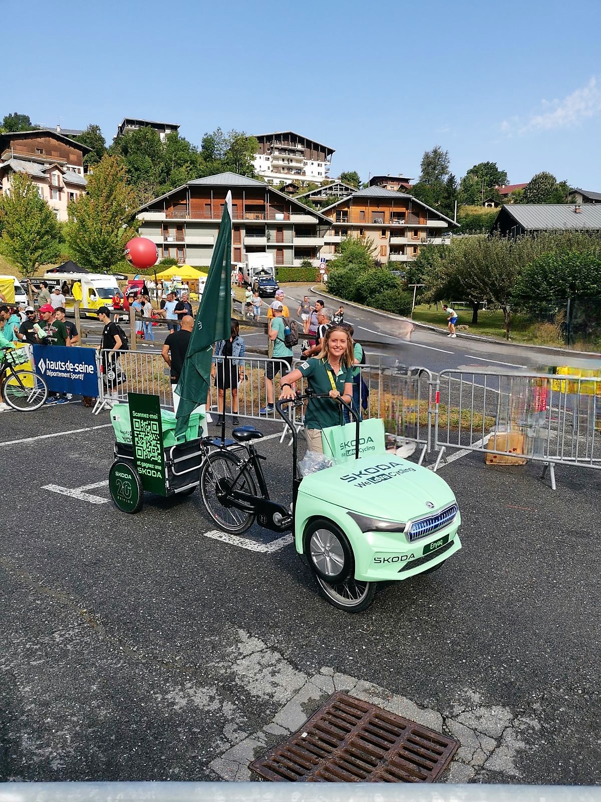 Tour de France Caravane publicitaire avec Skoda