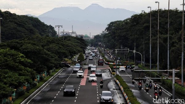 Bahaya Foto di Layang Kemayoran Usai Gede Pangrango Ramai Dibicarakan