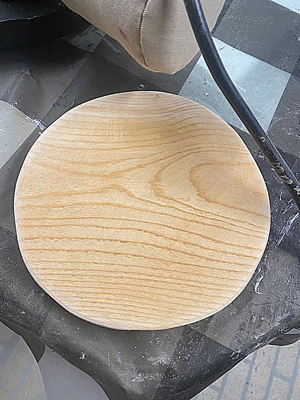 sanding wooden circle