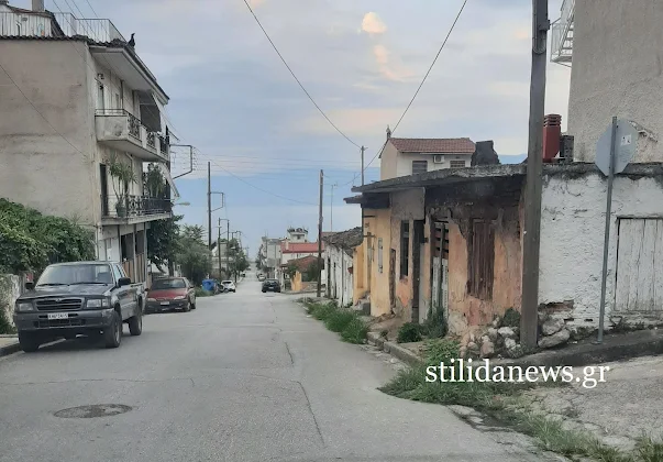 ΣΤΥΛΙΔΑ: ΦΩΤΟΓΡΑΦΙΕΣ ΑΠΟ ΟΔΟΥΣ,  ΘΕΡΜΟΠΥΛΩΝ ΚΑΙ ΑΝΔΡΟΥΤΣΟΥ