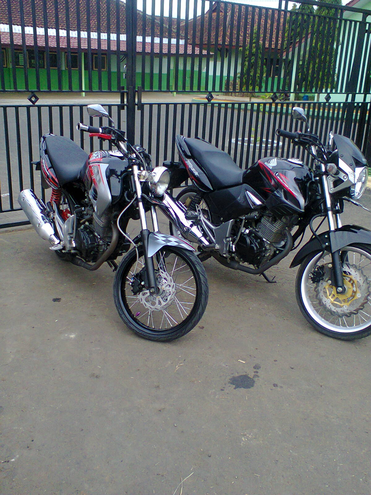 Modifikasi Honda Tiger Revo Ring 17 Ilmu