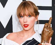 Taylor Swift Agent Contact, Booking Agent, Manager Contact, Booking Agency, Publicist Phone Number, Management Contact Info (Updated 2024)