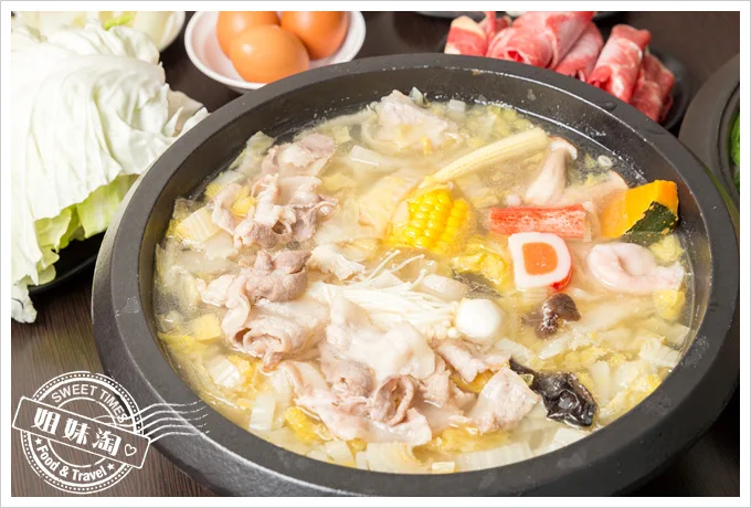 嘉義老牌石頭火鍋酸菜白肉石頭火鍋