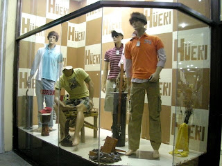 badly coiffed mannequins, La Ceiba, Honduras