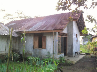 gambar rumah sangat sederhana di desa