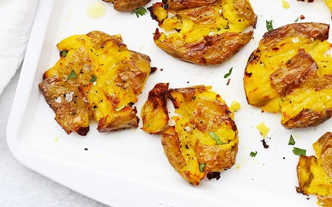 CRISPY SMASHED POTATOES