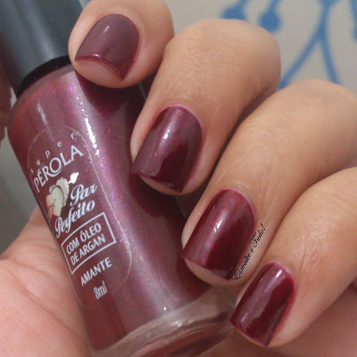 esmalte vermelho