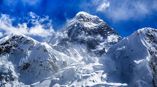 29 mai: Ziua Muntelui Everest