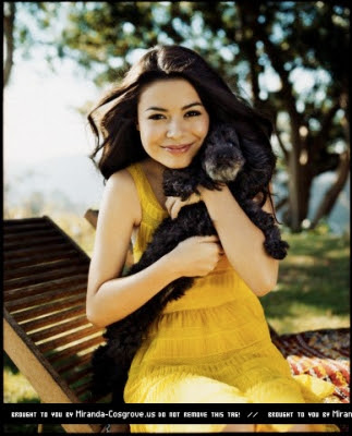 Miranda Cosgrove Desnuda