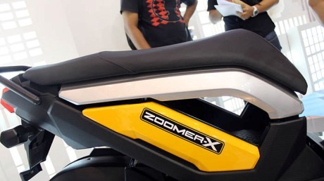  Honda  Zoomer  X  Motor  Matic  Nyleneh Tapi Keren 