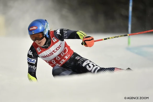 Shiffrin durante a primeira descida em Are
