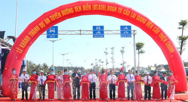 UBND tỉnh Bình Định tổ chức lễ khánh thành tuyến đường ven biển (ĐT 639), đoạn từ cầu Lại Giang đến cầu Thiện Chánh. (Ảnh: Propertyxland)