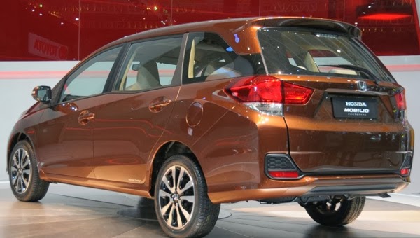 Spesifikasi Lengkap dan Harga Honda Mobilio MPV Murah