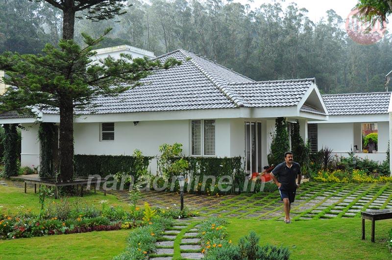 JAAN ENTERTAINMENT: MOHANLAL OOTY HOUSE