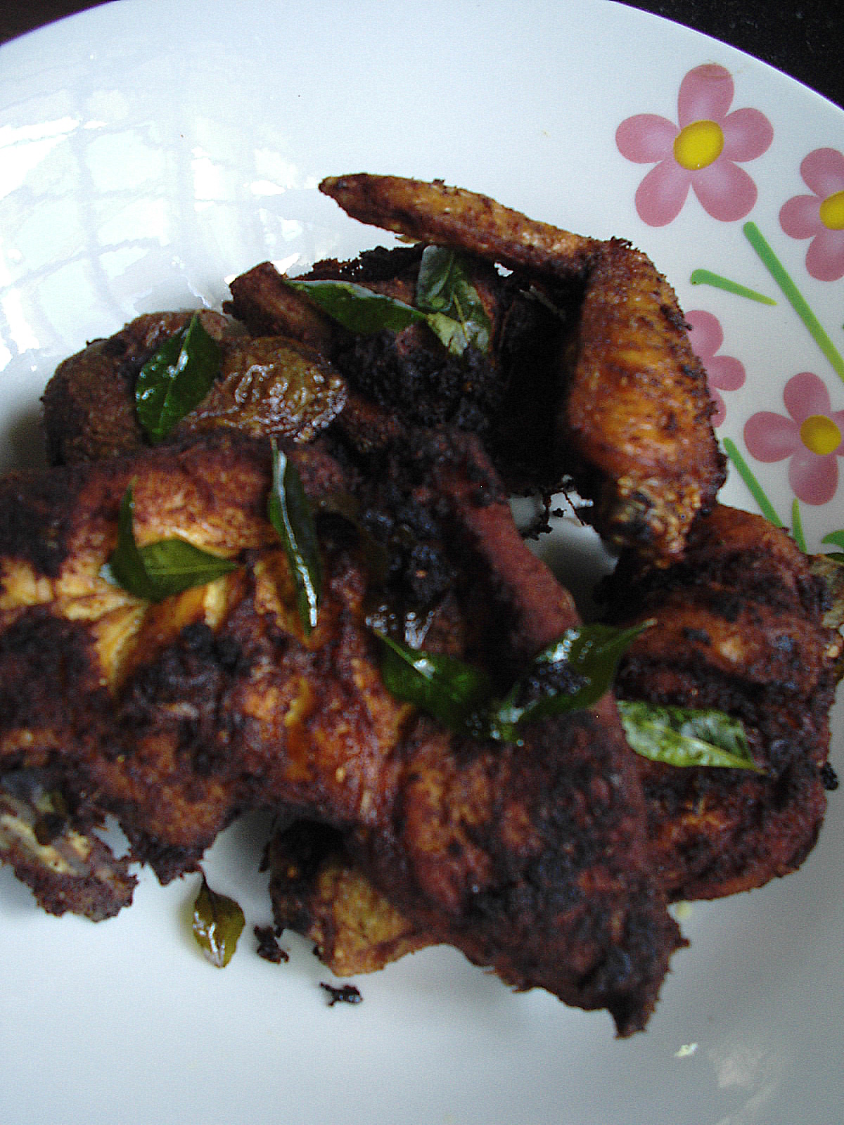 AYAM GORENG BEREMPAH