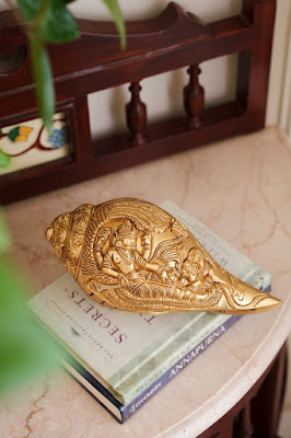 Vishnu Lakshmi Decorative Brass Conch