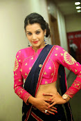 Diksha panth sizzling in saree-thumbnail-4