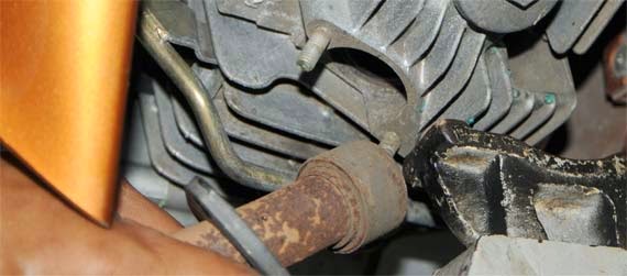 Cara Memperbaiki Knalpot Motor Bocor lalaha