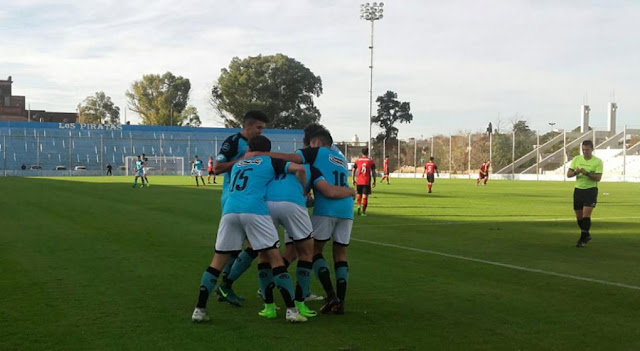 la reserva de belgrano de cordoba le gano a newells - imagenes belgrano de cordoba