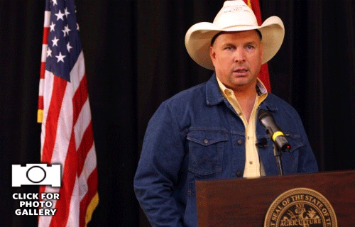 garth brooks american flag shirt. Garth Brooks 17 December flood