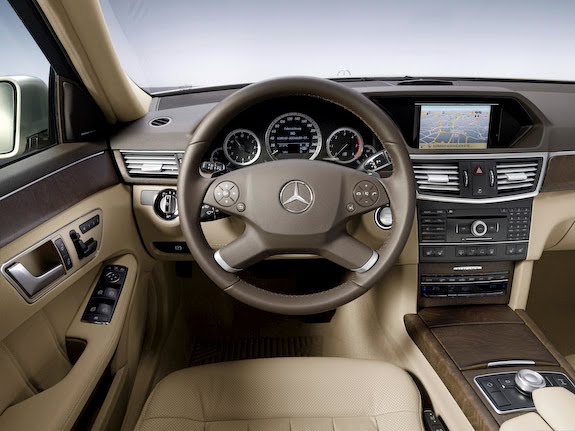 2010 Mercedes-Benz E350 Coupe interior