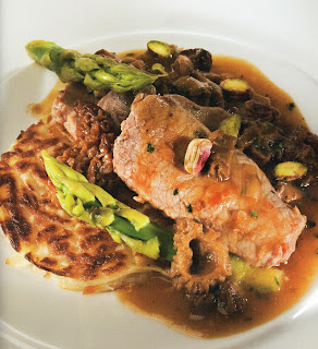 Carré de veau aux morilles et pistaches