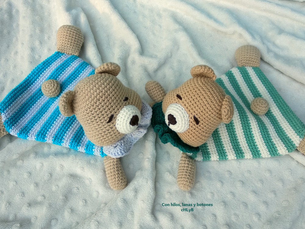 Con hilos, lanas y botones: Arrullo de osos con cremallera para bebé