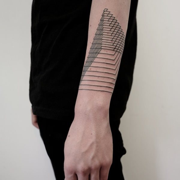 Tatuagens geométricas para homens: 40 ideias estilosas